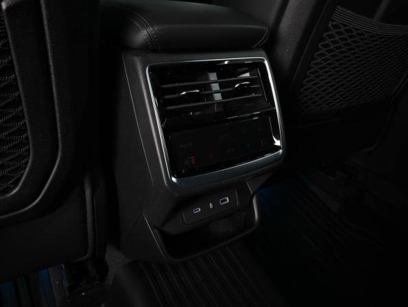 Geely Monjaro I Рестайлинг 2 с пробегом 2025 года, цена 4 199 000 рублей, 15037 км, внедорожник, Автокод Объявления