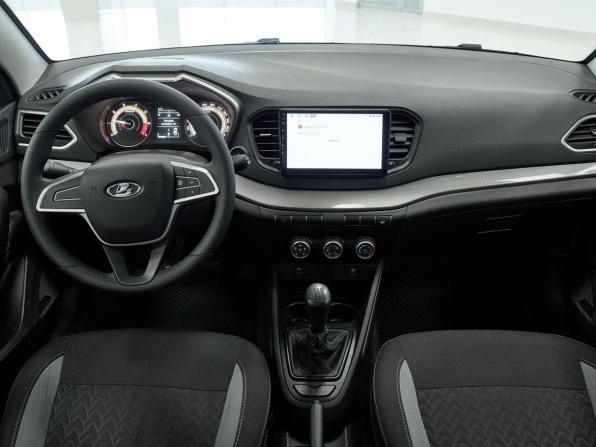 Lada (ВАЗ) Vesta I Рестайлинг (NG) с пробегом 2023 года, цена 1 235 000 рублей, 28808 км, седан, Автокод Объявления