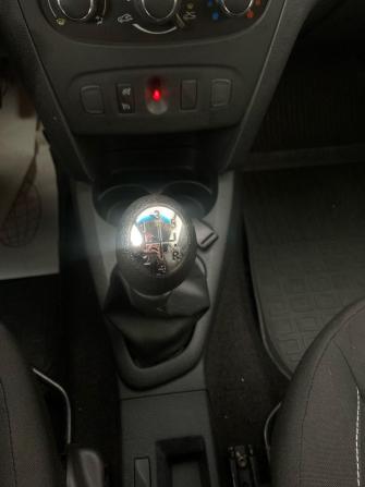 Renault Sandero II Рестайлинг с пробегом 2020 года, цена 1 050 000 рублей, 130600 км, хэтчбек, Автокод Объявления