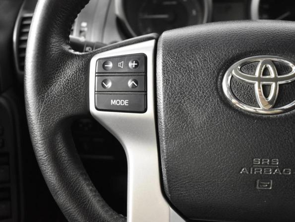 Toyota Land Cruiser Prado 150 Series Рестайлинг 1 с пробегом 2014 года, цена 3 464 900 рублей, 343724 км, внедорожник, Автокод Объявления