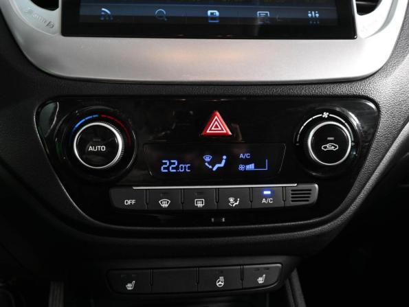 Hyundai Solaris II с пробегом 2018 года, цена 1 439 000 рублей, 88903 км, седан, Автокод Объявления