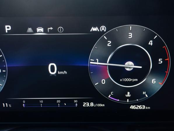 Kia Carnival IV с пробегом 2021 года, цена 3 725 000 рублей, 46110 км, минивэн, Автокод Объявления