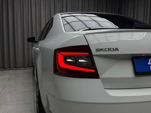 Skoda Octavia III (A7) с пробегом 2017 года, цена 1 949 000 рублей, 159518 км, лифтбек, Автокод Объявления
