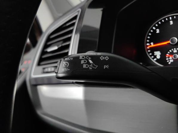 Volkswagen Multivan T6 с пробегом 2015 года, цена 3 085 000 рублей, 175974 км, минивэн, Автокод Объявления