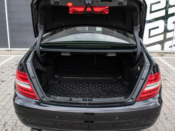 Mercedes-Benz C-Класс III (W204) Рестайлинг с пробегом 2011 года, цена 1 290 000 рублей, 150196 км, седан, Автокод Объявления