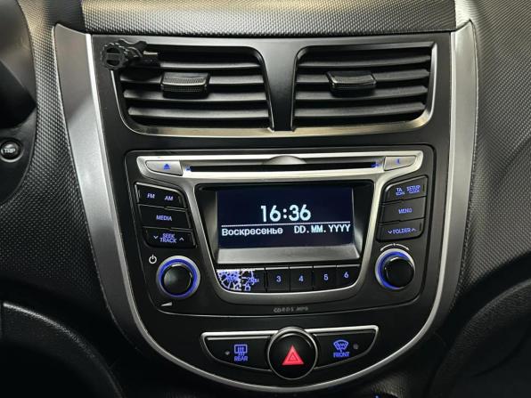 Hyundai Solaris I Рестайлинг с пробегом 2014 года, цена 995 000 рублей, 116400 км, седан, Автокод Объявления