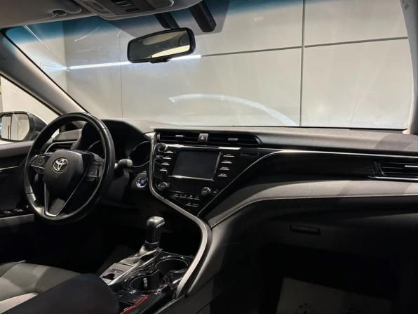 Toyota Camry VIII (XV70) с пробегом 2021 года, цена 2 399 000 рублей, 98000 км, седан, Автокод Объявления