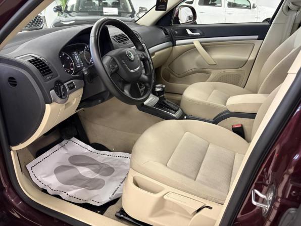 Skoda Octavia II (A5) Рестайлинг с пробегом 2012 года, цена 599 000 рублей, 148882 км, лифтбек, Автокод Объявления