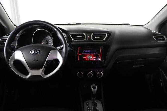 Kia Rio III Рестайлинг с пробегом 2015 года, цена 1 129 990 рублей, 53482 км, хэтчбек, Автокод Объявления