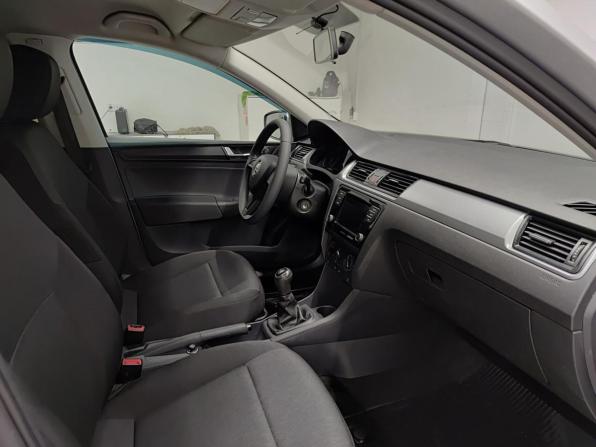 Skoda Rapid I Рестайлинг с пробегом 2018 года, цена 1 266 000 рублей, 98151 км, лифтбек, Автокод Объявления