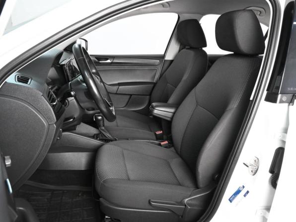 Volkswagen Polo VI с пробегом 2022 года, цена 1 489 000 рублей, 121993 км, лифтбек, Автокод Объявления