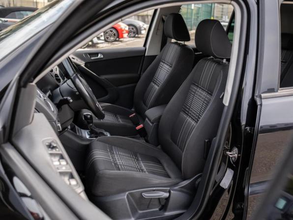 Volkswagen Tiguan I Рестайлинг с пробегом 2015 года, цена 1 349 000 рублей, 190043 км, внедорожник, Автокод Объявления