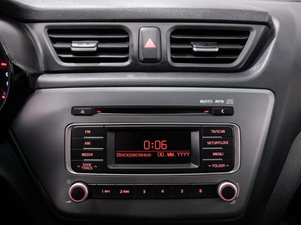 Kia Rio III Рестайлинг с пробегом 2016 года, цена 977 000 рублей, 170000 км, седан, Автокод Объявления