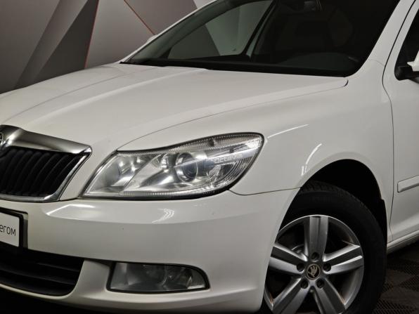Skoda Octavia II (A5) Рестайлинг с пробегом 2013 года, цена 697 000 рублей, 251929 км, лифтбек, Автокод Объявления