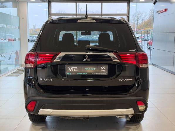 Mitsubishi Outlander III Рестайлинг с пробегом 2015 года, цена 1 570 000 рублей, 287116 км, внедорожник, Автокод Объявления