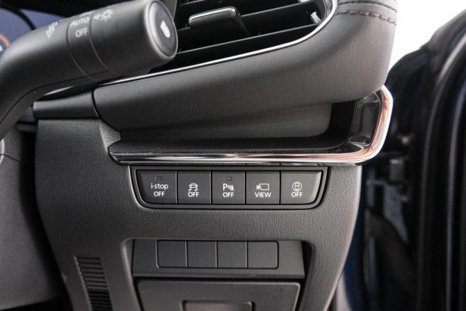 Mazda 3 IV (BP) с пробегом 2021 года, цена 2 069 000 рублей, 13250 км, хэтчбек, Автокод Объявления