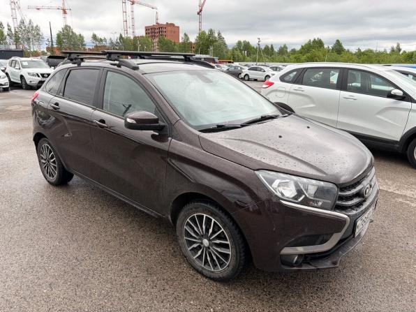 Lada (ВАЗ) XRAY I с пробегом 2017 года, цена 709 000 рублей, 137000 км, хэтчбек, Автокод Объявления