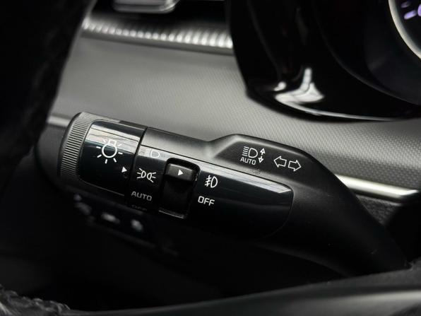 Kia K5 III с пробегом 2021 года, цена 2 599 000 рублей, 69819 км, седан, Автокод Объявления