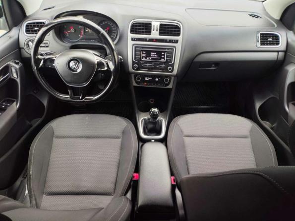 Volkswagen Polo V Рестайлинг с пробегом 2016 года, цена 735 000 рублей, 210903 км, седан, Автокод Объявления
