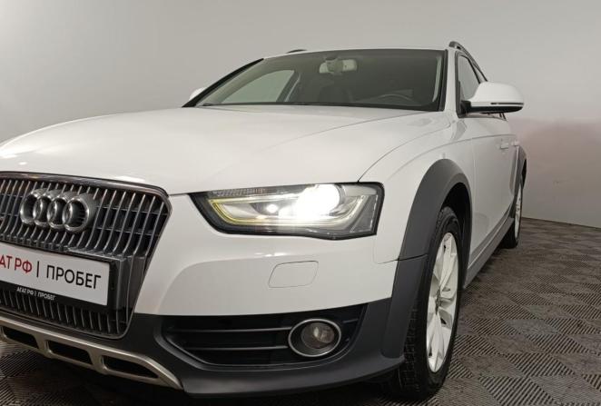 Audi A4 IV (B8) Рестайлинг с пробегом 2014 года, цена 1 940 000 рублей, 120719 км, универсал, Автокод Объявления