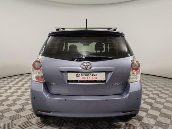 Toyota Verso I с пробегом 2011 года, цена 889 000 рублей, 274383 км, компактвэн, Автокод Объявления