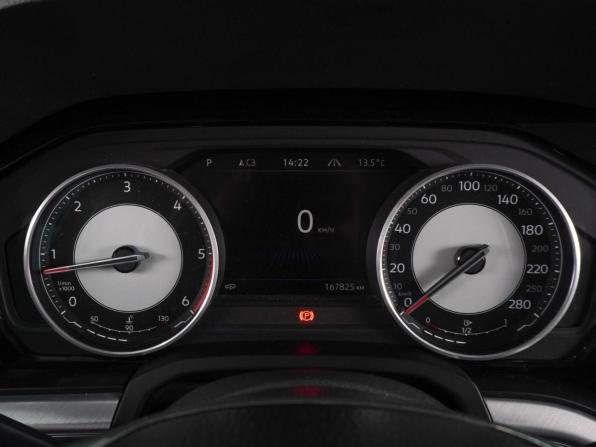 Volkswagen Touareg III с пробегом 2018 года, цена 5 249 000 рублей, 167825 км, внедорожник, Автокод Объявления