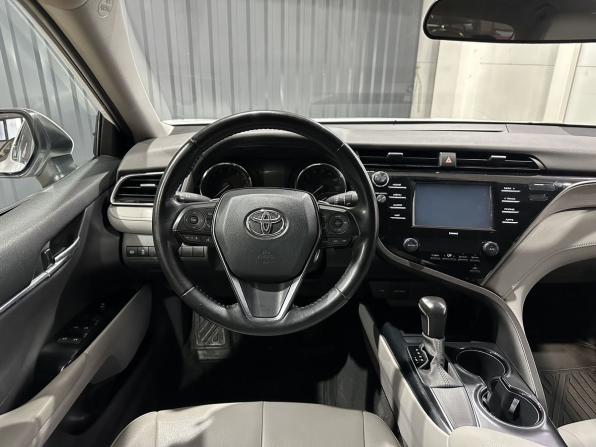 Toyota Camry VIII (XV70) Рестайлинг с пробегом 2020 года, цена 2 889 900 рублей, 50000 км, седан, Автокод Объявления