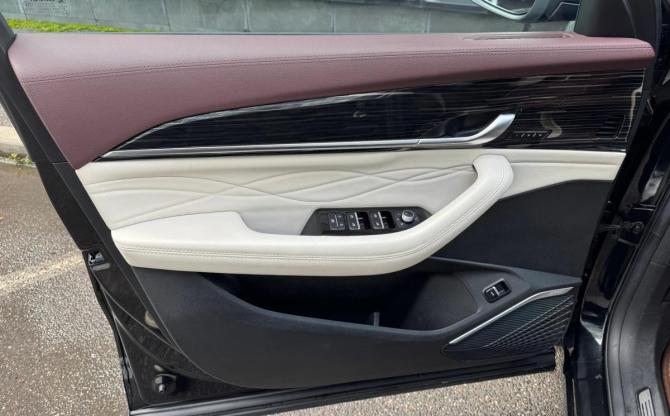 Geely Monjaro I с пробегом 2024 года, цена 3 299 000 рублей, 39253 км, внедорожник, Автокод Объявления