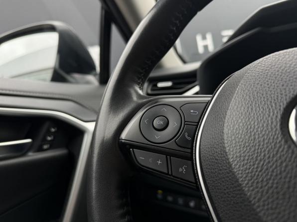 Toyota RAV4 V (XA50) с пробегом 2021 года, цена 3 377 000 рублей, 69777 км, внедорожник, Автокод Объявления