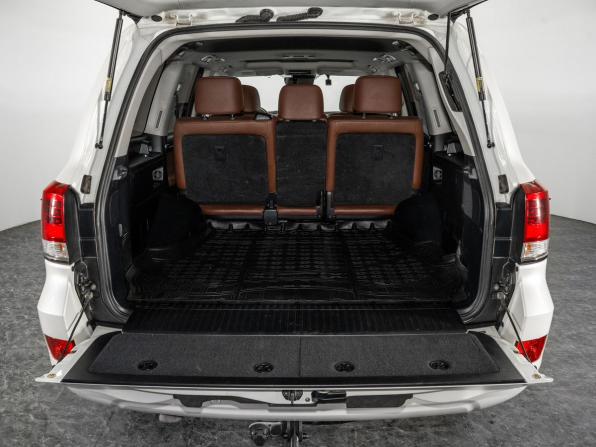 Toyota Land Cruiser 200 Series Рестайлинг 2 с пробегом 2015 года, цена 6 425 000 рублей, 120999 км, внедорожник, Автокод Объявления