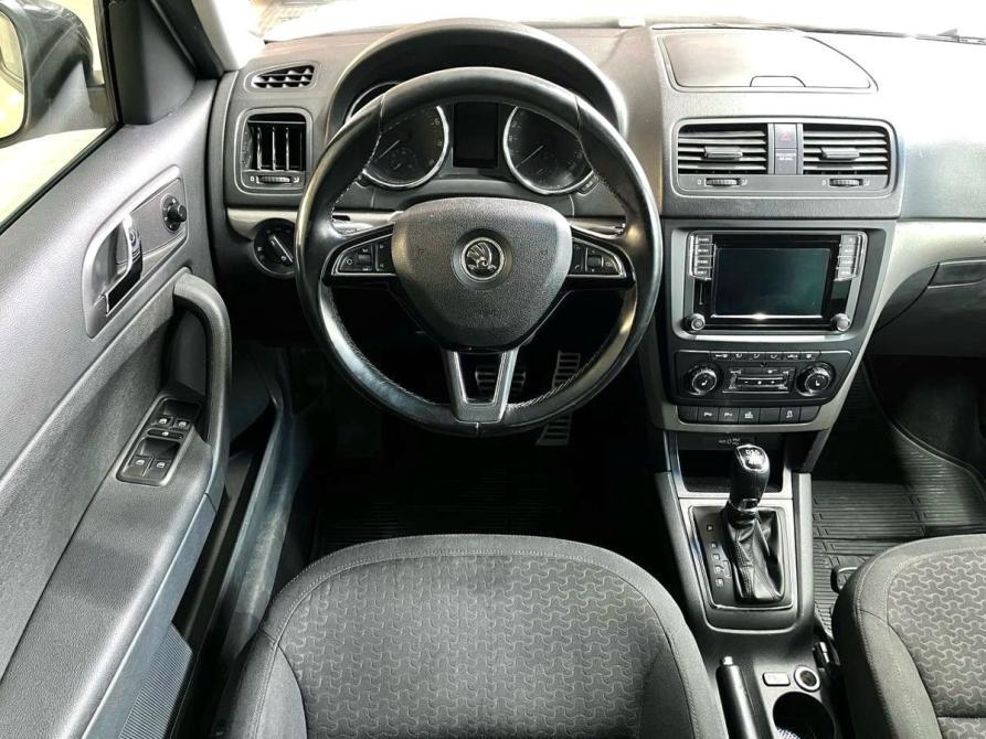 Skoda Yeti I Рестайлинг Ростов-на-Дону  - изображение 7