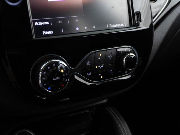 Renault Kaptur I Рестайлинг с пробегом 2021 года, цена 1 631 444 рубля, 117805 км, внедорожник, Автокод Объявления
