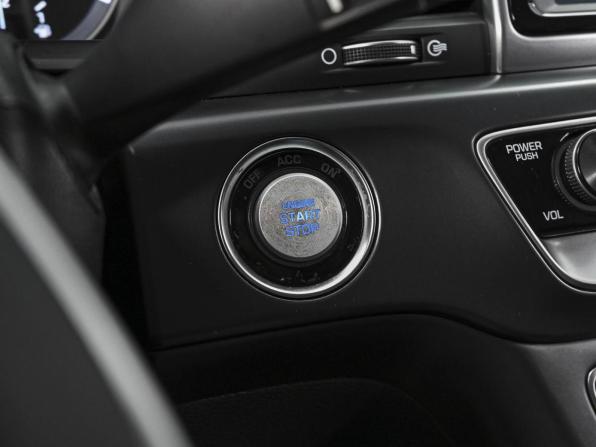 Hyundai Sonata VII (LF) Рестайлинг с пробегом 2018 года, цена 1 748 000 рублей, 88151 км, седан, Автокод Объявления