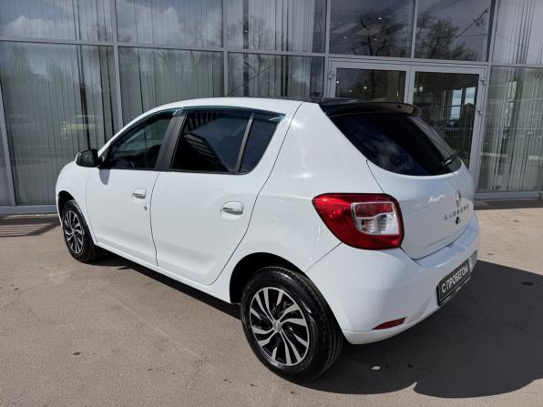 Renault Sandero II с пробегом 2014 года, цена 650 000 рублей, 225000 км, хэтчбек, Автокод Объявления