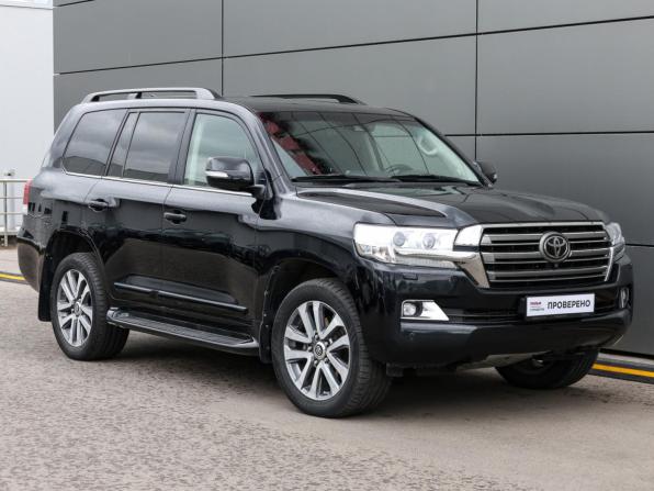 Toyota Land Cruiser 200 Series Рестайлинг 2 с пробегом 2017 года, цена 5 998 000 рублей, 233960 км, внедорожник, Автокод Объявления