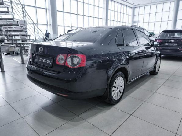 Volkswagen Jetta V с пробегом 2009 года, цена 405 000 рублей, 281000 км, седан, Автокод Объявления