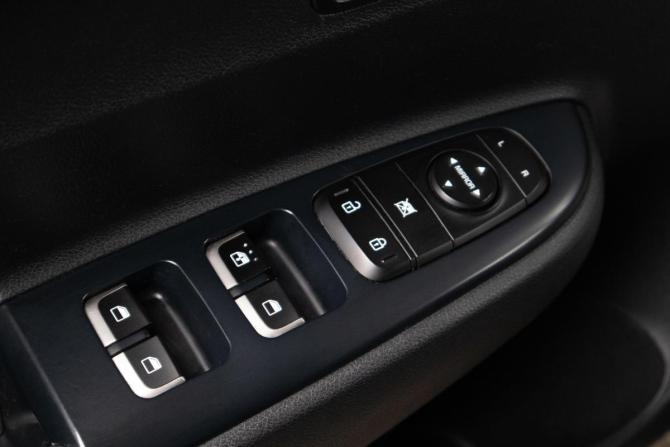 Kia Rio IV Рестайлинг с пробегом 2021 года, цена 1 779 000 рублей, 105000 км, седан, Автокод Объявления