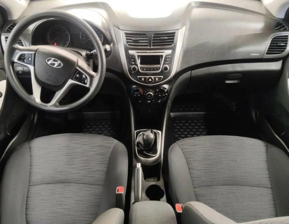 Hyundai Solaris I Рестайлинг с пробегом 2014 года, цена 707 610 рублей, 236319 км, хэтчбек, Автокод Объявления