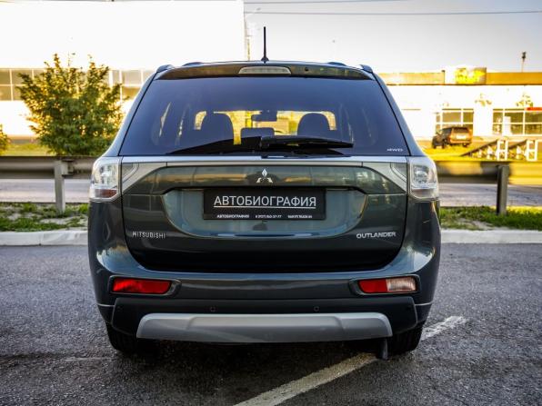 Mitsubishi Outlander III Рестайлинг с пробегом 2014 года, цена 1 698 000 рублей, 135300 км, внедорожник, Автокод Объявления