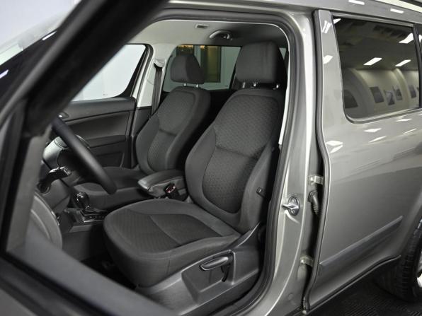 Skoda Yeti I с пробегом 2013 года, цена 899 000 рублей, 178000 км, внедорожник, Автокод Объявления