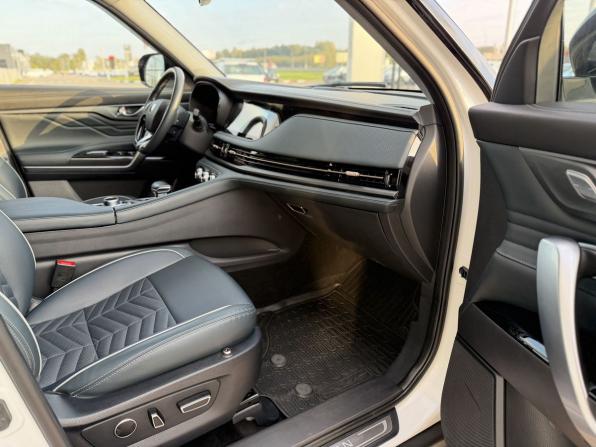 Changan CS95 I Рестайлинг 2 с пробегом 2023 года, цена 2 445 000 рублей, 95256 км, внедорожник, Автокод Объявления