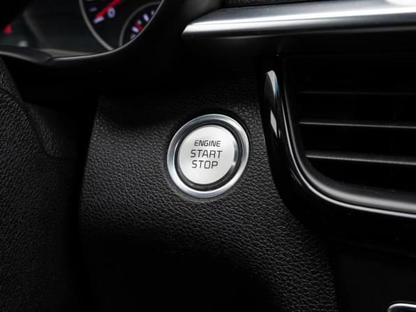 Kia Optima IV Рестайлинг с пробегом 2019 года, цена 1 700 000 рублей, 208918 км, седан, Автокод Объявления