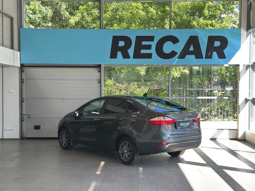 Ford Fiesta Mk6 Рестайлинг Санкт-Петербург  - изображение 3
