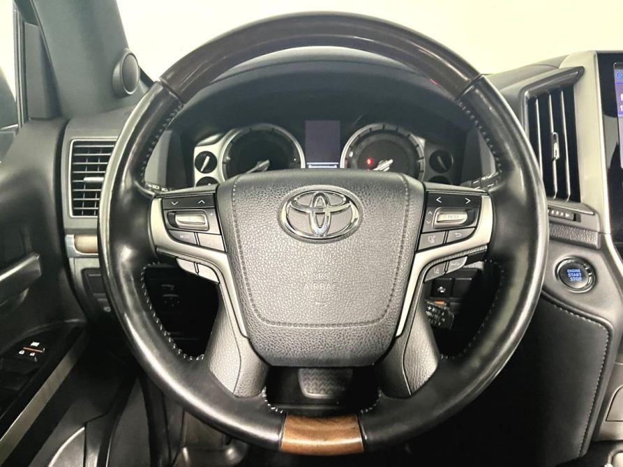 Toyota Land Cruiser 200 Series Рестайлинг 2 Пермь  - изображение 19