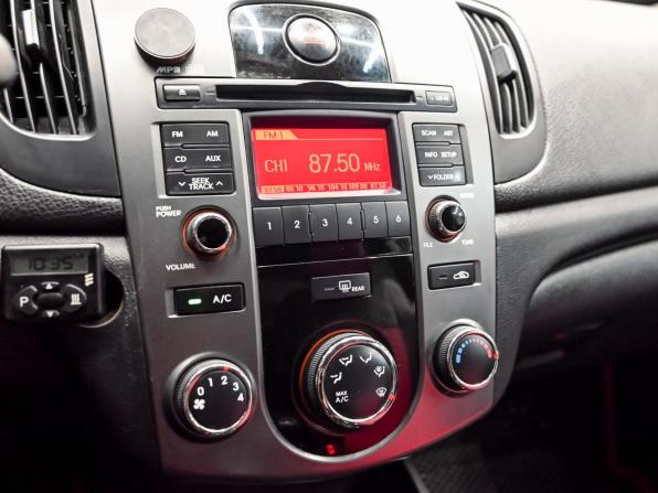 Kia Cerato II с пробегом 2011 года, цена 650 000 рублей, 212246 км, седан, Автокод Объявления