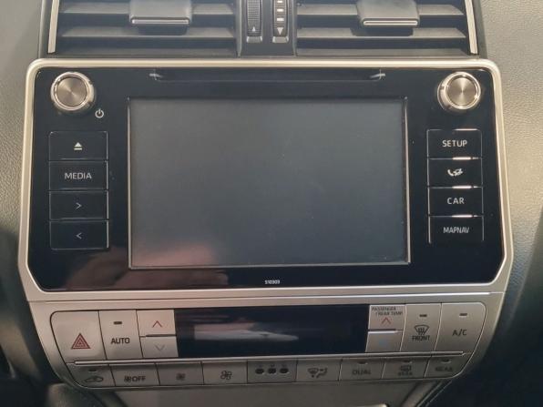Toyota Land Cruiser Prado 150 Series Рестайлинг 2 с пробегом 2019 года, цена 5 980 000 рублей, 169671 км, внедорожник, Автокод Объявления