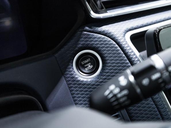 Land Rover Range Rover Velar I с пробегом 2020 года, цена 3 999 999 рублей, 75661 км, внедорожник, Автокод Объявления