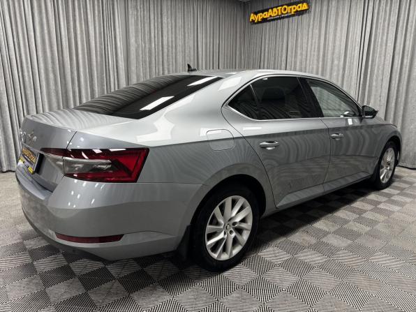 Skoda Superb III Рестайлинг с пробегом 2019 года, цена 2 700 000 рублей, 108063 км, лифтбек, Автокод Объявления