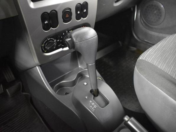 Renault Sandero I с пробегом 2013 года, цена 699 900 рублей, 141255 км, хэтчбек, Автокод Объявления
