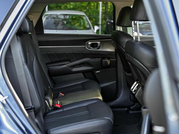Kia Sorento IV с пробегом 2021 года, цена 3 470 000 рублей, 97045 км, внедорожник, Автокод Объявления